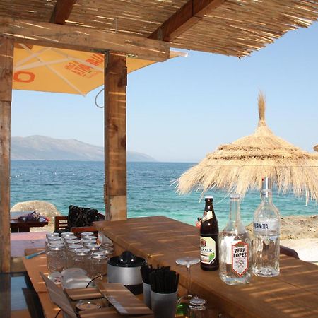 Envi Hotel Vlorë Exteriör bild