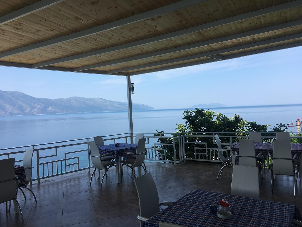Envi Hotel Vlorë Exteriör bild