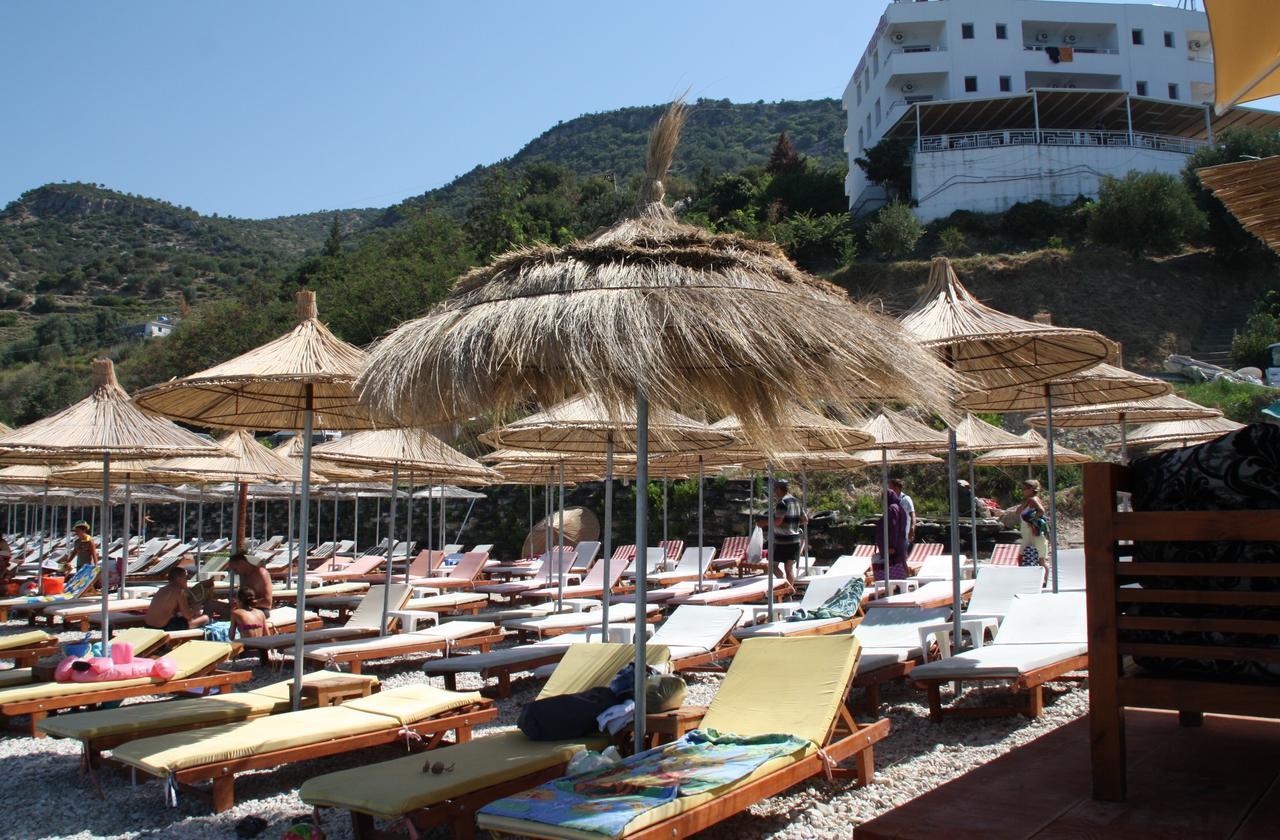 Envi Hotel Vlorë Exteriör bild