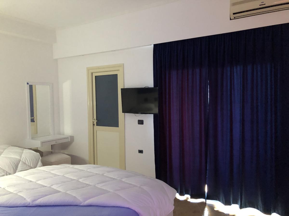 Envi Hotel Vlorë Exteriör bild