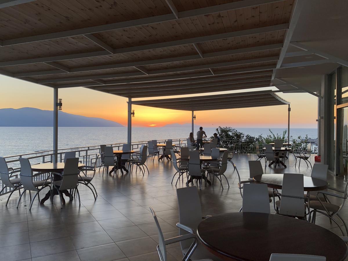 Envi Hotel Vlorë Exteriör bild