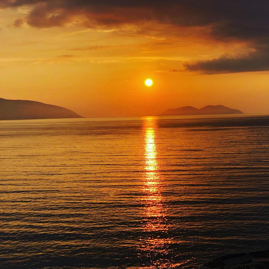 Envi Hotel Vlorë Exteriör bild