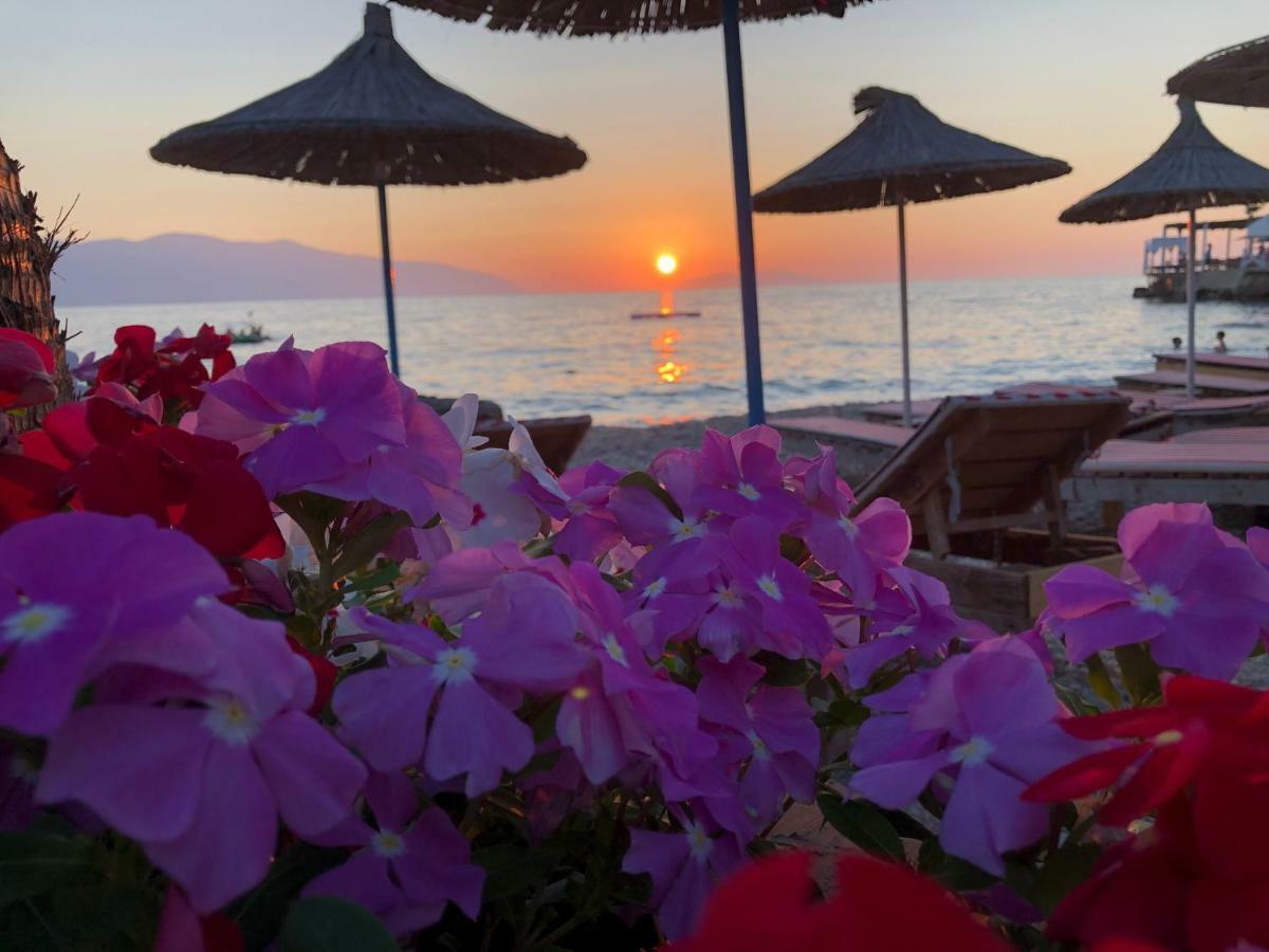Envi Hotel Vlorë Exteriör bild
